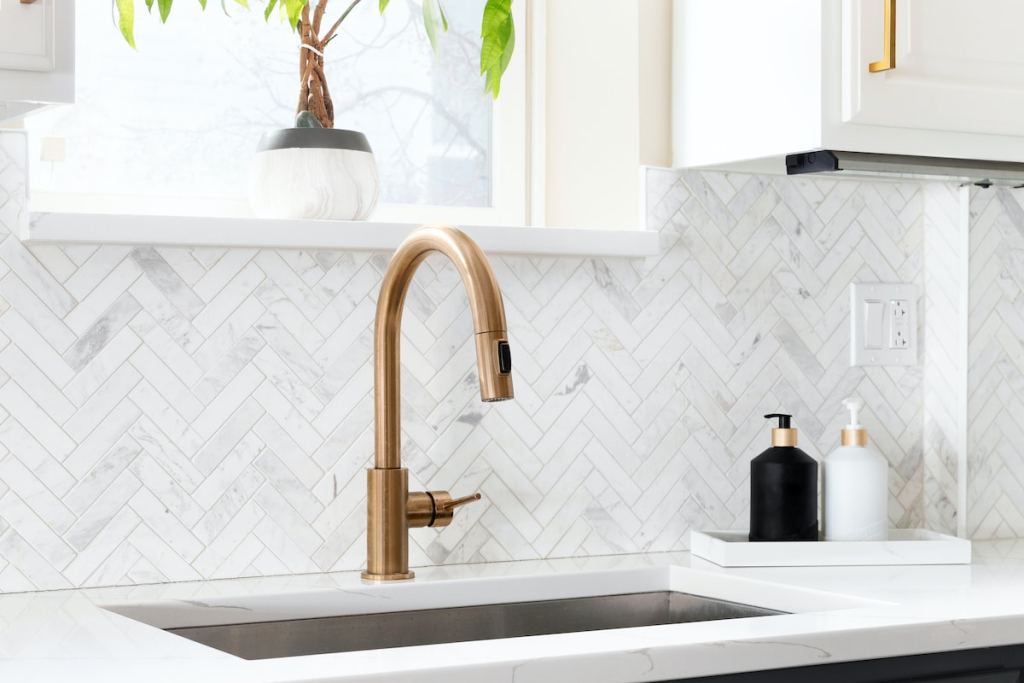 Kitchen Faucet Installation and Maintenance
