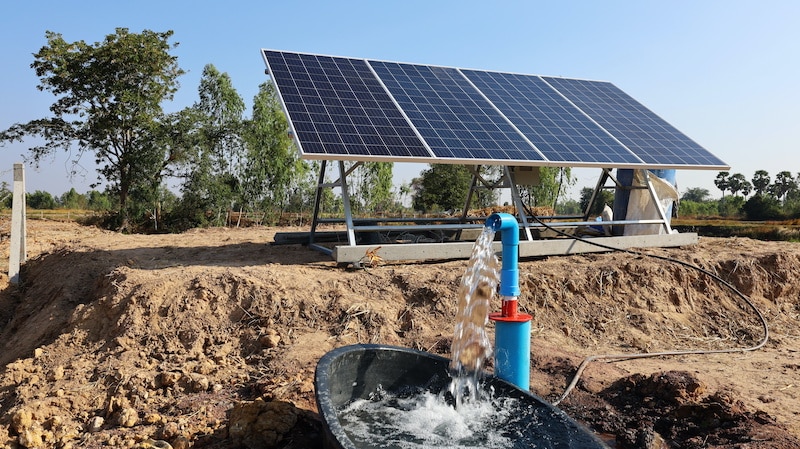 solar water plumbing 2025