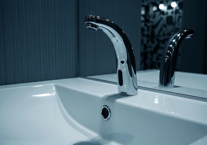touchless faucet holiday entertaining
